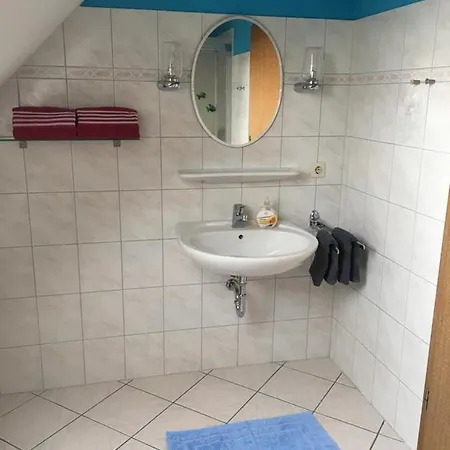 Zwischen Den Feldern Apartman Brebel