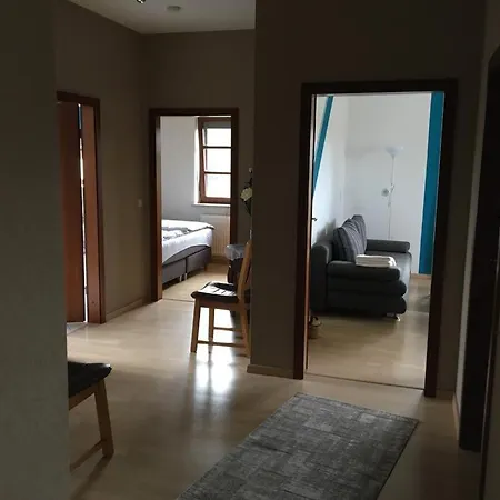 Zwischen Den Feldern