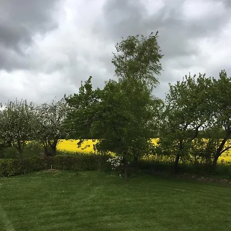 Zwischen Den Feldern Appartement Brebel